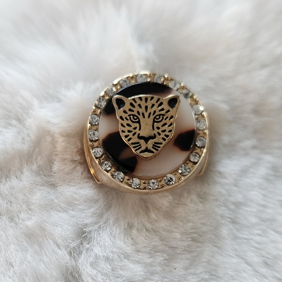 Leopard Wild Cat Stretchy Ring with Crystals - Picture 1 of 9